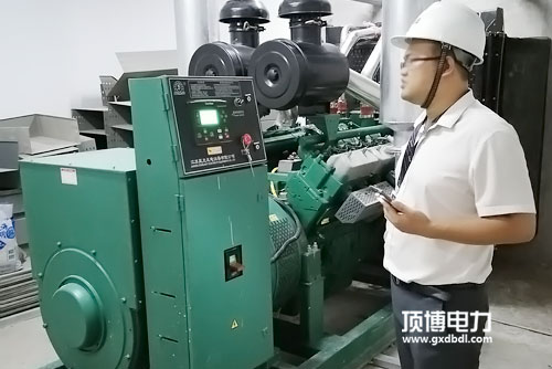 因小失大,柴油发电机使用劣质滤清器导致烧瓦维修成本高